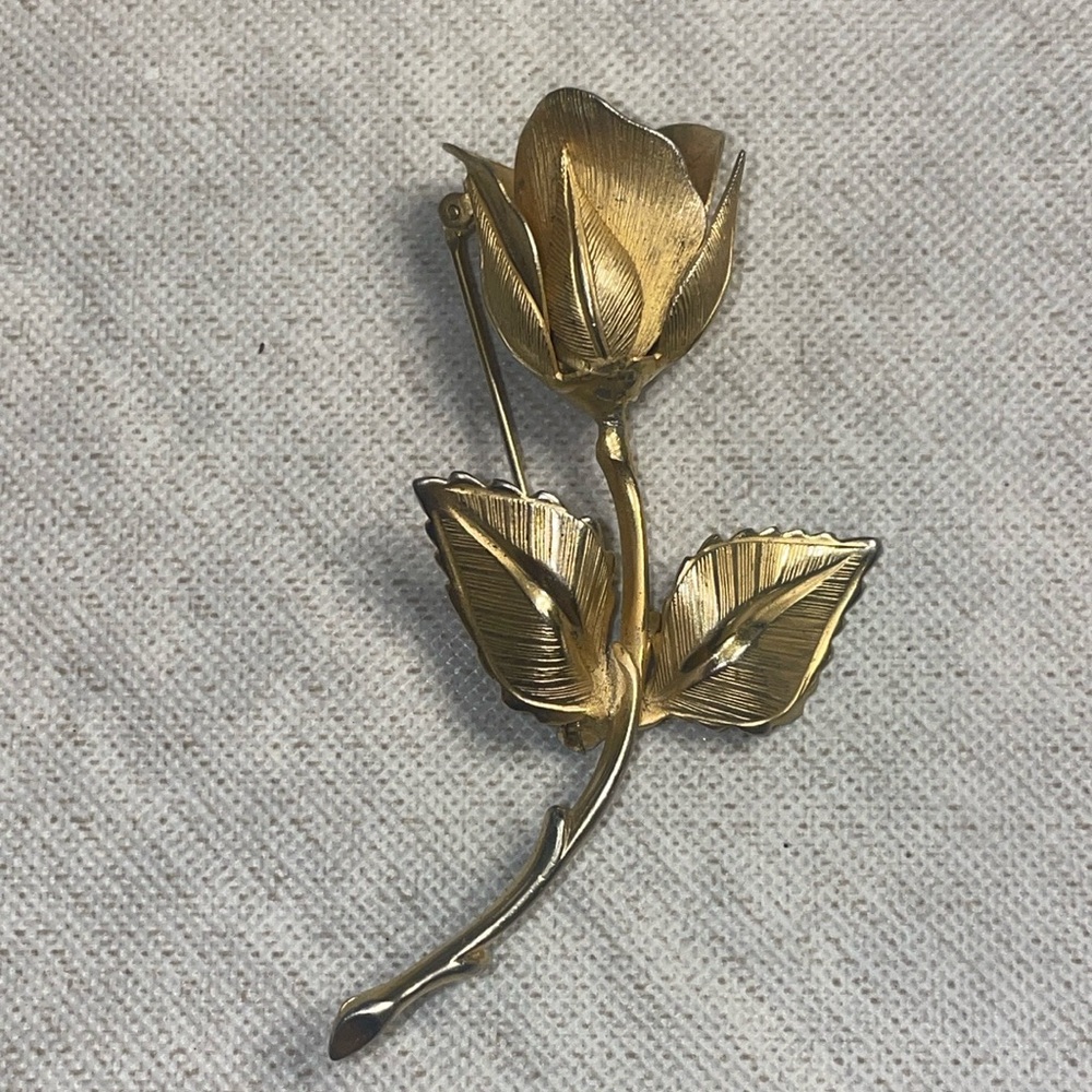 GIOVANNI 1960's VINTAGE GOLD Tone ROSE BROOCH PIN